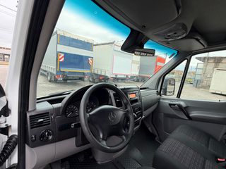 Καρότσα Mercedes-Benz 2017 SPRINTRER 516  3.500 KG-thumb-25