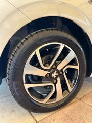 Peugeot 108 2015 1,2 82hp allure-thumb-23