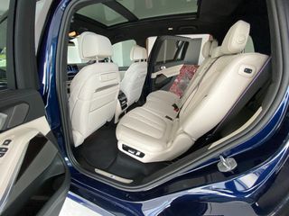 Bmw X7 2025 (M-pack 40d)-thumb-41
