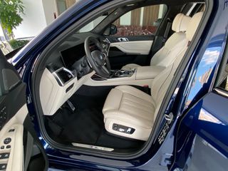 Bmw X7 2025 (M-pack 40d)-thumb-33