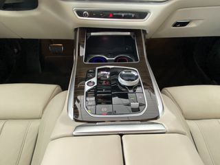 Bmw X7 2025 (M-pack 40d)-thumb-66