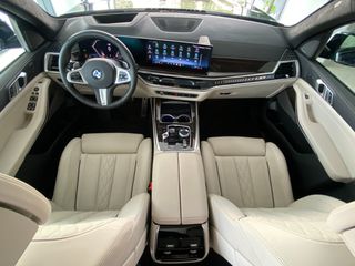 Bmw X7 2025 (M-pack 40d)-thumb-32