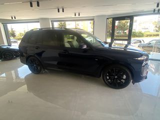 Bmw X7 2025 (M-pack 40d)-thumb-12