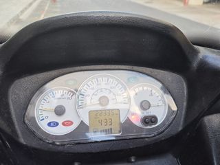 Sym Joyride 125 2009-thumb-3