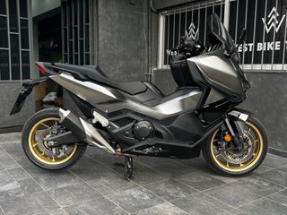 Honda Forza 750 2025