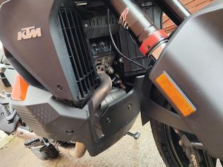 KTM 1290 Super Adventure 2022 S-thumb-6