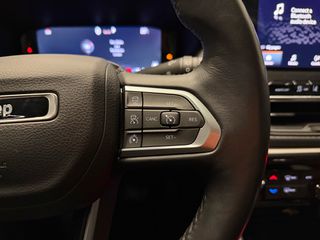 Jeep Compass 2024 e-hybrid Limited-thumb-18