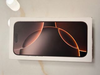 Iphone 16 pro max-thumb-1