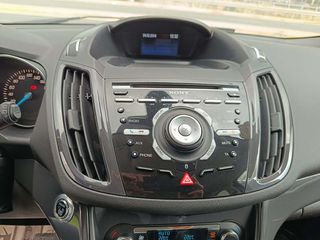 Ford Kuga 2015 .-thumb-10