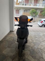 Piaggio Beverly 300 2024 Deep black-thumb-1