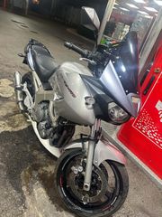 Yamaha TDM 900 2004 TDM-thumb-2
