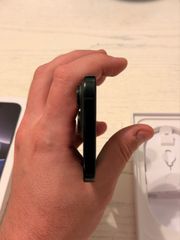 iPhone 16 Pro 128GB Black Titanium-thumb-6