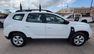 Dacia Duster 2021 1.5 BLUE DCI 115HP 4X4 FACELIFT **ΕΛΛΗΝΙΚΟ**-thumb-4