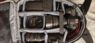Canon EOS 6D Mark II + Φακοί L + Flash 580EX II & Αξεσουάρ