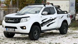 Nissan NP300 2016 NAVARA 2,3 xxl-thumb-0