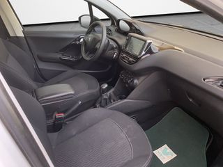 Peugeot 208 2018 BLUE HDI-thumb-19