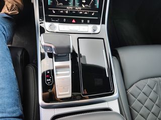 Audi Q8 2026 S line 60TFSI-thumb-15
