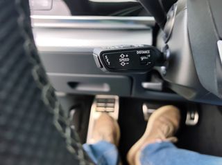 Audi Q8 2026 S line 60TFSI-thumb-16