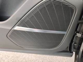Audi Q8 2026 S line 60TFSI-thumb-17