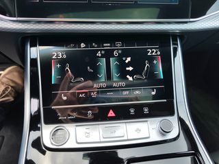 Audi Q8 2026 S line 60TFSI-thumb-22