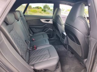 Audi Q8 2026 S line 60TFSI-thumb-33