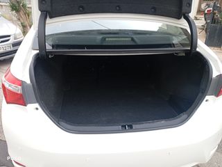 Toyota Corolla 2014 D4D-thumb-8