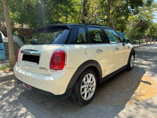 Mini Cooper D 2016-thumb-4