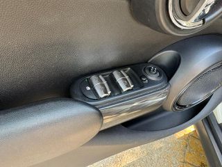 Mini Cooper D 2016-thumb-39