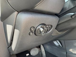 Mini Cooper D 2016-thumb-41