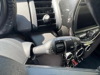 Mini Cooper D 2016-thumb-46