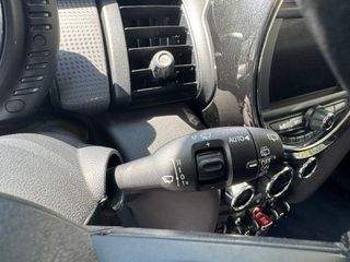 Mini Cooper D 2016-thumb-17