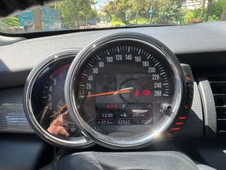 Mini Cooper D 2016-thumb-20