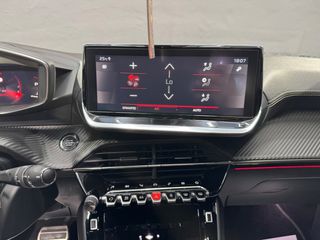 Peugeot 208 2020 GT LINE PANORAMA-thumb-17