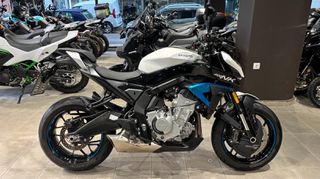 CFmoto 675 NK 2025