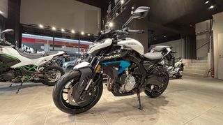 CFmoto 675 NK 2025-thumb-4