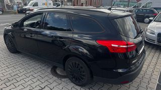 Ford Focus 2016 1,0-120 ps- FULL EXTRA-thumb-9