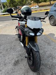 Triumph Speed Triple R 2018-thumb-1