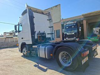 Volvo 2005 FH 12.460-thumb-6