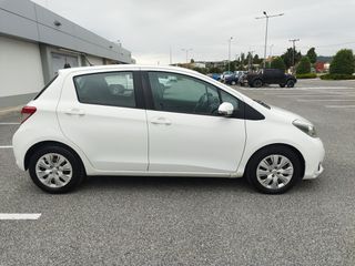 Toyota Yaris 2013 1.4 D-4D DIESEL-thumb-3