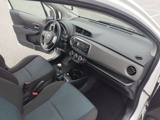 Toyota Yaris 2013 1.4 D-4D DIESEL-thumb-11