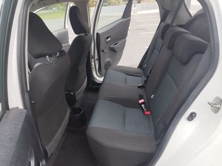 Toyota Yaris 2013 1.4 D-4D DIESEL-thumb-13