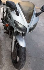 Yamaha FZS 600 Fazer 2003 RJ02