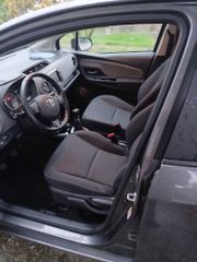 Toyota Yaris 2015 GERMANY  EDITION-thumb-5