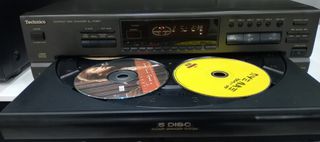 TECHNICS SL-PD867 COMPACT DISK PLAYER-thumb-1
