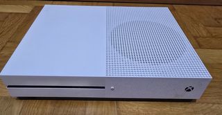 Xbox one/s 1tb console-thumb-1
