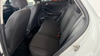 Volkswagen T-Roc 2018 1,0TSI-thumb-18