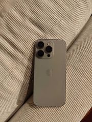 iPhone 16 pro-thumb-6