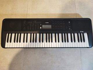 Yamaha PSR 383 Αρμόνιο