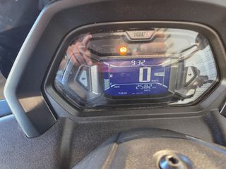 Yamaha NMAX 125 2025-thumb-13