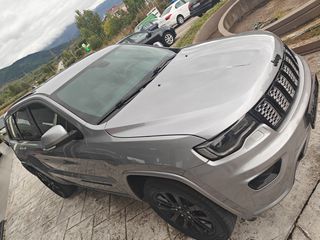 Jeep Grand Cherokee 2018 FACELIFT - NIGHT EAGLE-thumb-3